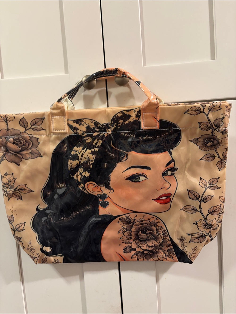 Vintage-Inspired Beige Floral Pin-Up Tote Bag vinyl large bag She is Gorgeous!